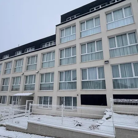 7 Vistasur Apartment *